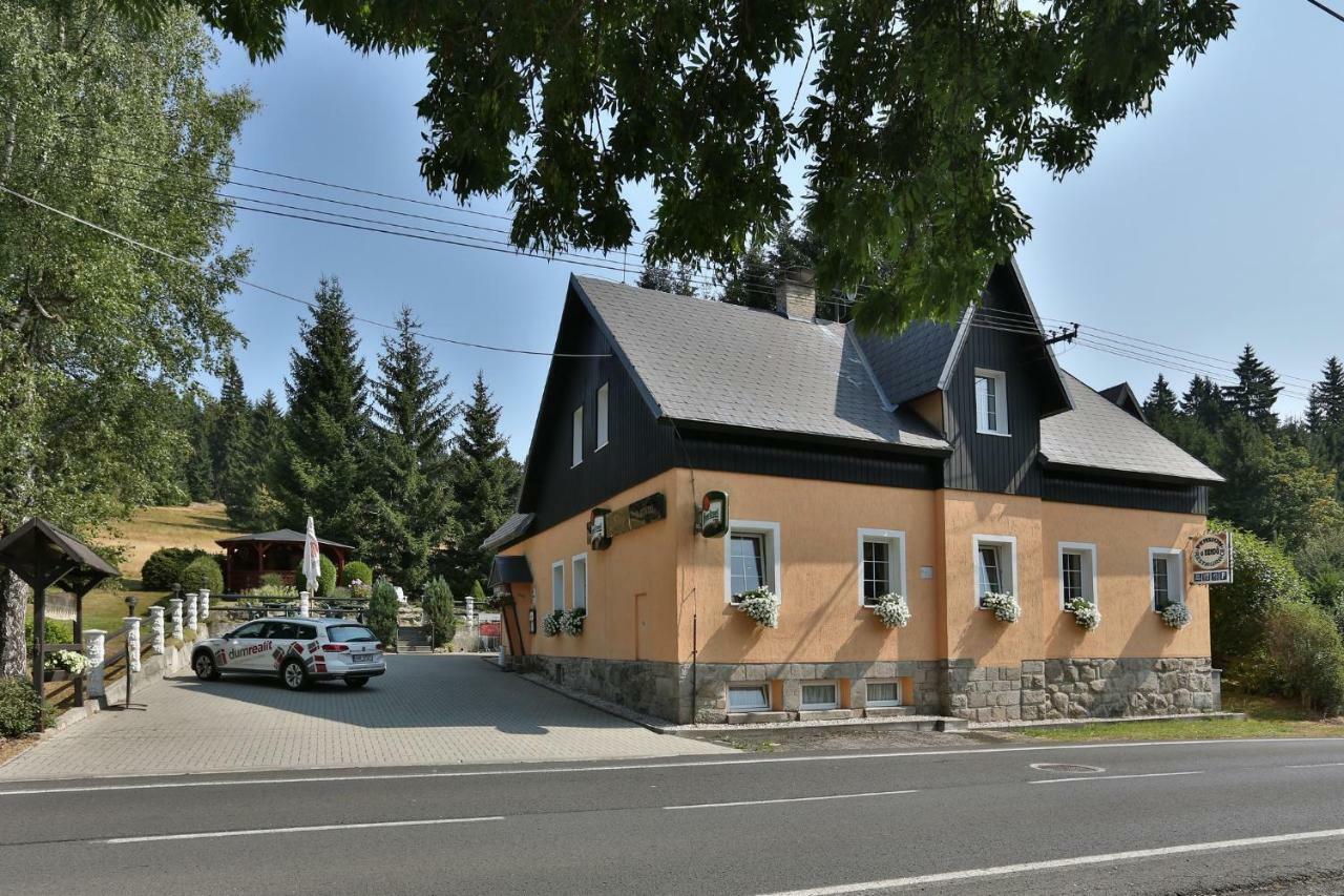 Tradice Hotel Pernink Exterior photo